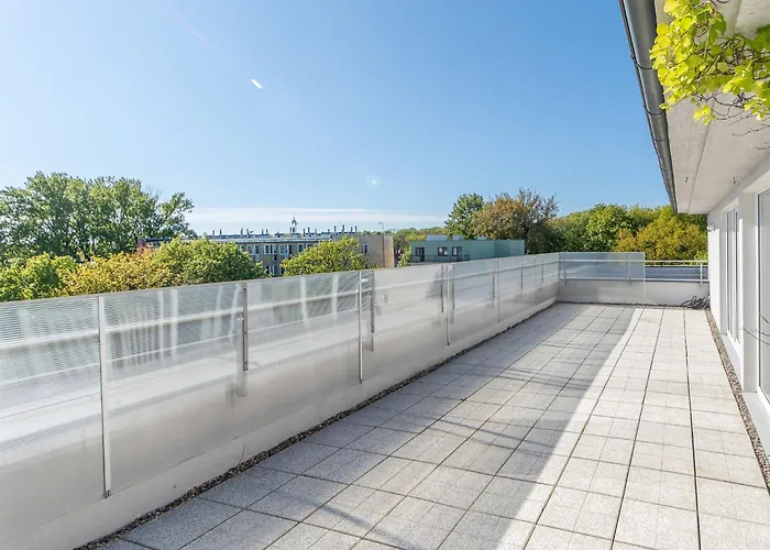 Lighthouse - Jantar 20 *